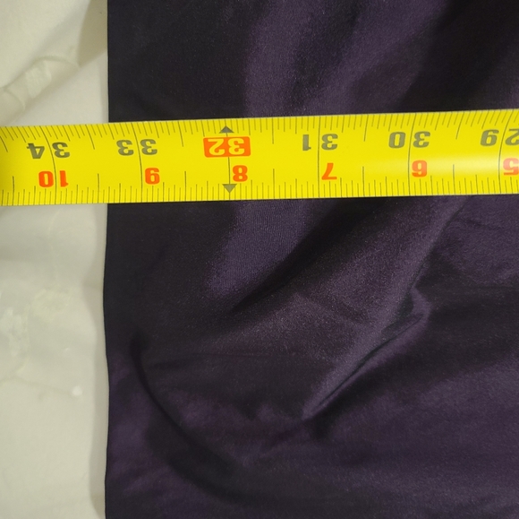 Aubergine off the shoulder Le Château dress - Picture 9 of 9